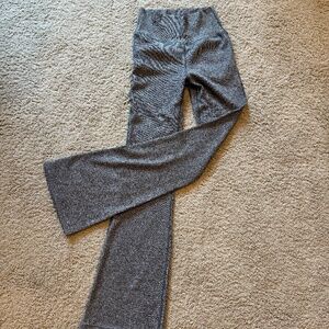 ECHT Flared yoga pants